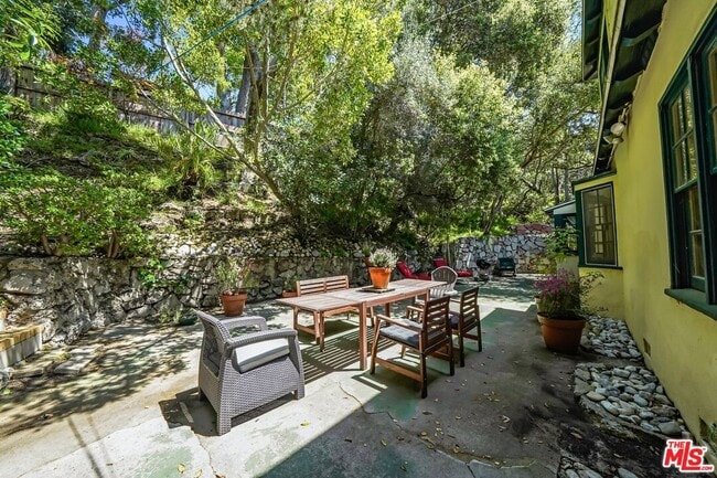 Building Photo - 7503 Willow Glen Rd