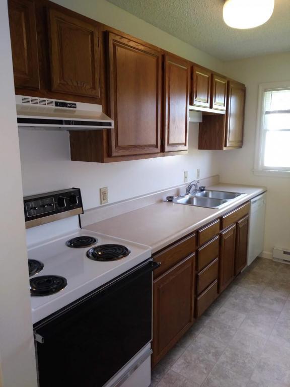 Building Photo - 375 Girio Terrace