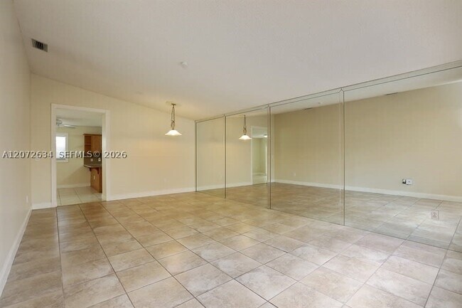Building Photo - 11255 SW 143rd Ct