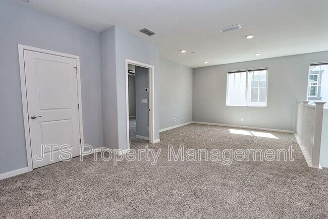 Building Photo - 2683 Alcove Way