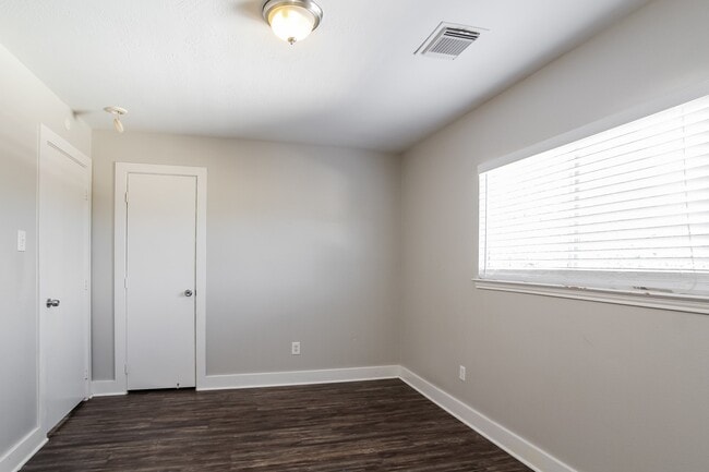 Building Photo - 19214 Spruce Bough Ln