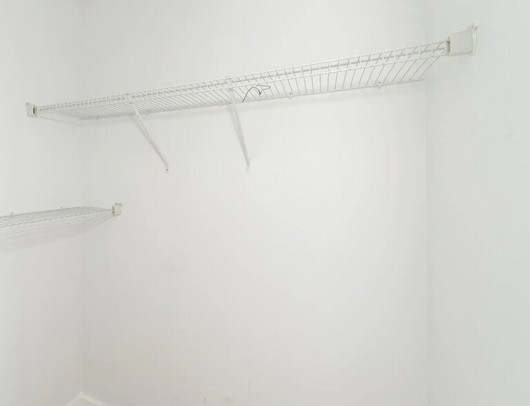 Building Photo - 3301 NE 1st Ave