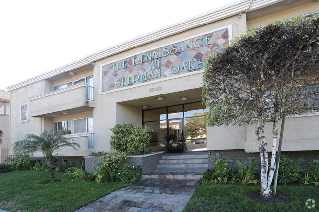 Building Photo - The Renaissance At Sherman Oaks