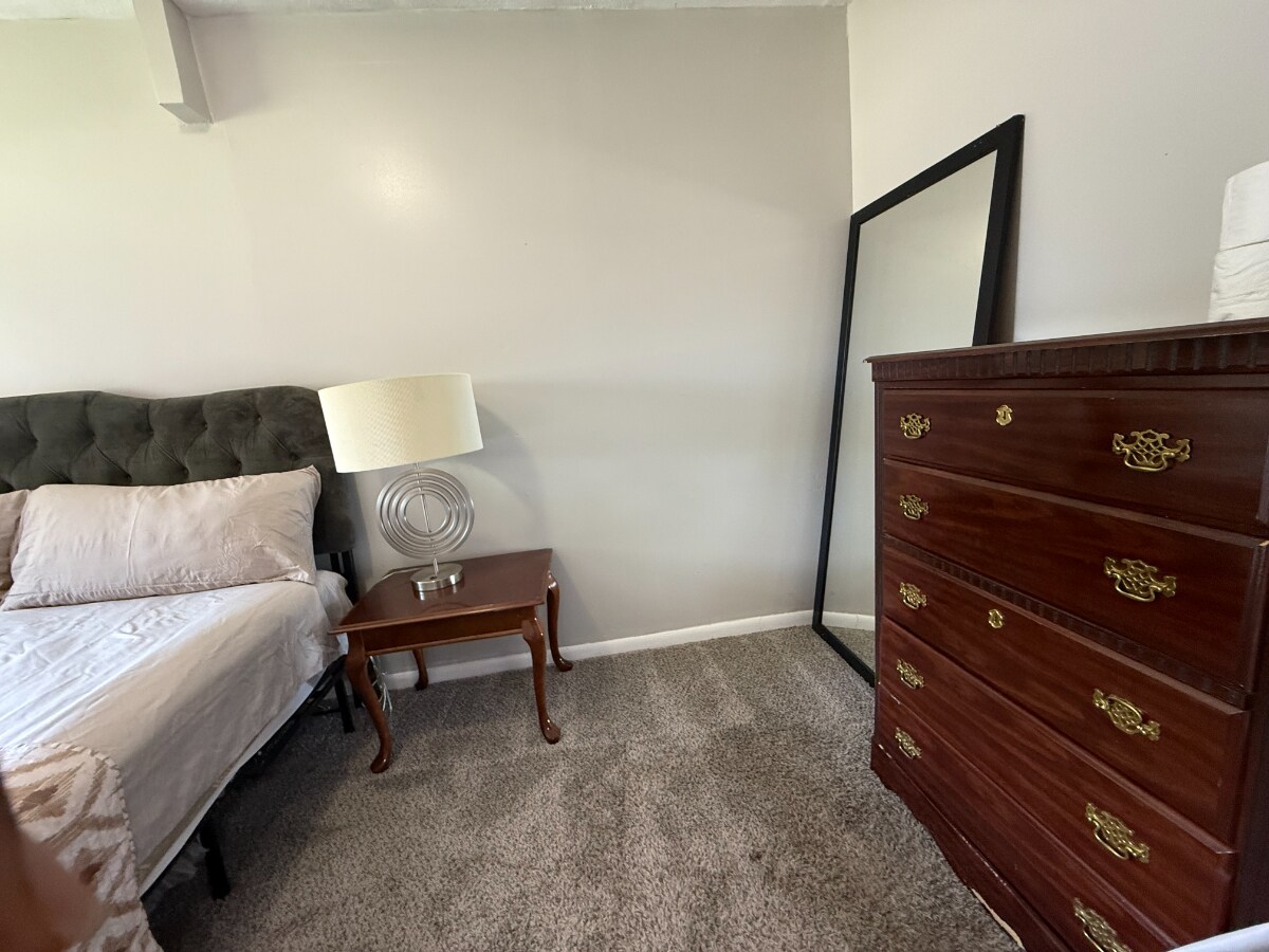 Downstairs Bedroom - 4801 Beaucroft Ct