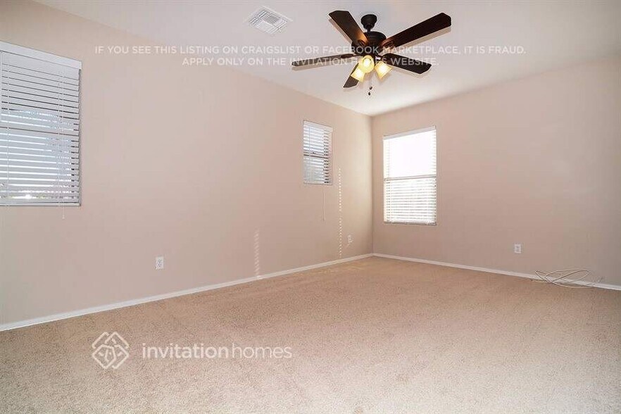 Building Photo - 18553 W Mariposa Dr
