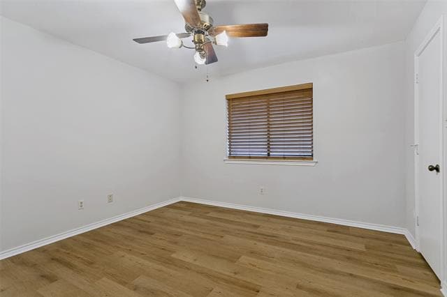 Building Photo - 1617 Century Oaks Dr