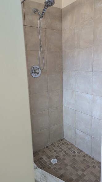 Building Photo - 2309 S Mills Ave