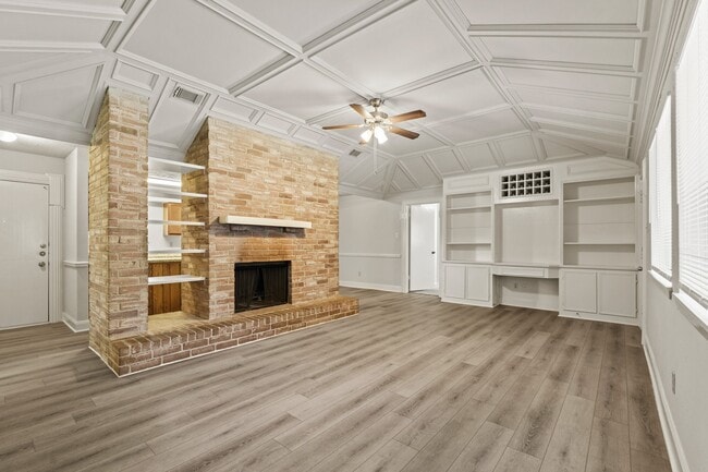 Building Photo - 24110 Griffin House Ln