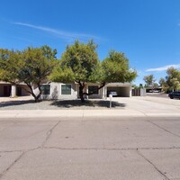 Building Photo - Adorable 3-Bedroom Home on a Huge Corner L...