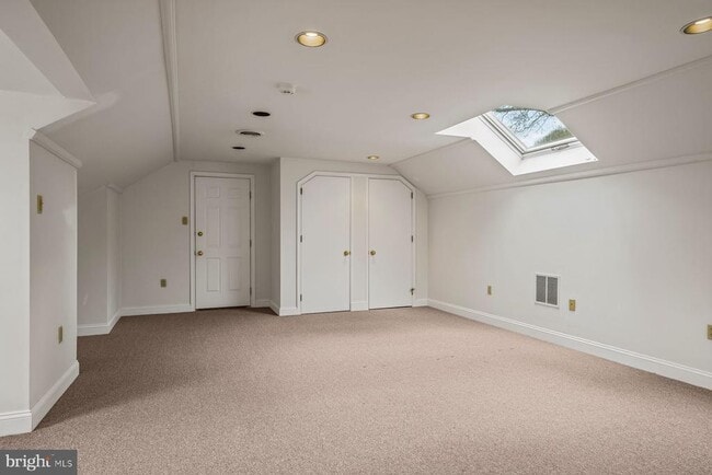 Building Photo - 828 Merion Square Rd