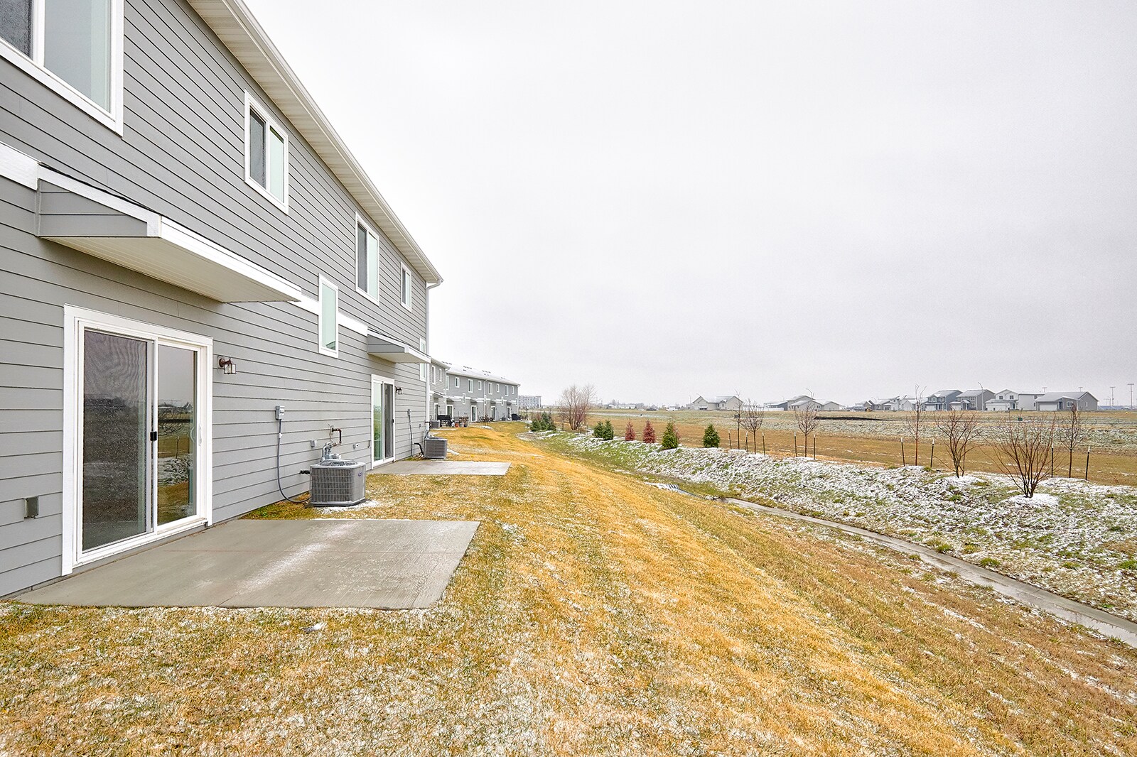 Building Photo - 211 NW Greenway Pl