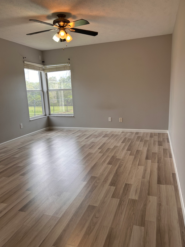 Building Photo - 6504 64th Dr E