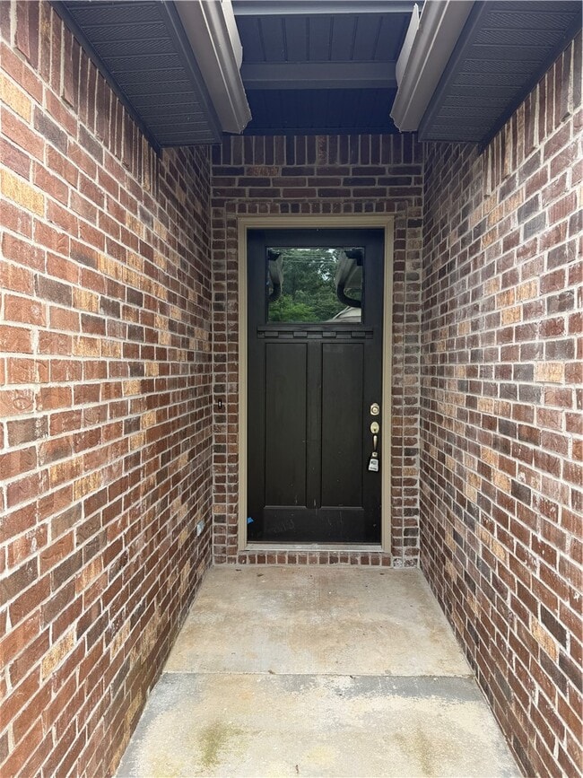 Building Photo - 2055 E Peppervine Dr