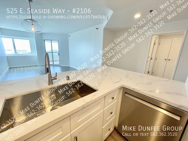 Building Photo - 525 E Seaside Way