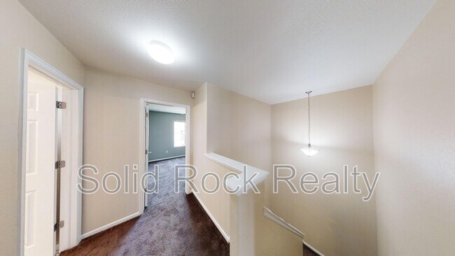 Building Photo - 8181 Snow Bowl Heights