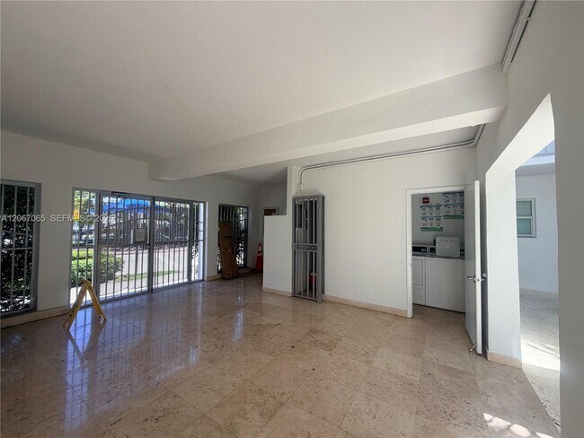Building Photo - 8080 Tatum Waterway Dr