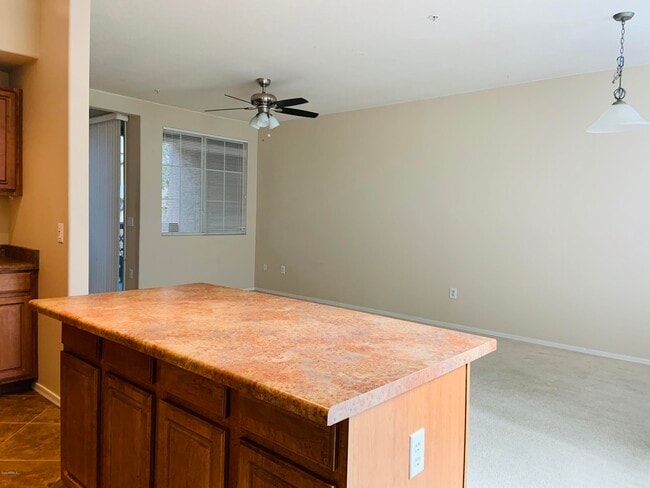 Building Photo - 18250 N Cave Creek Rd
