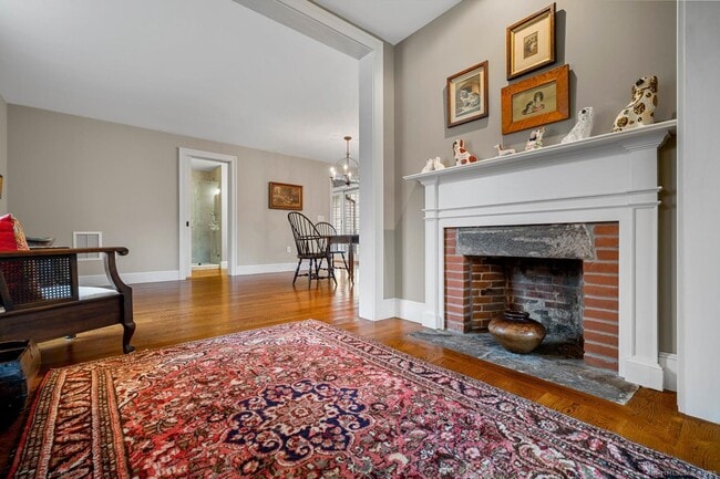 Building Photo - 138 School House Rd