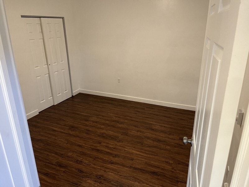 Building Photo - 862 E 140 N