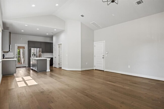 Building Photo - 12218 Cottage Promenade Ct