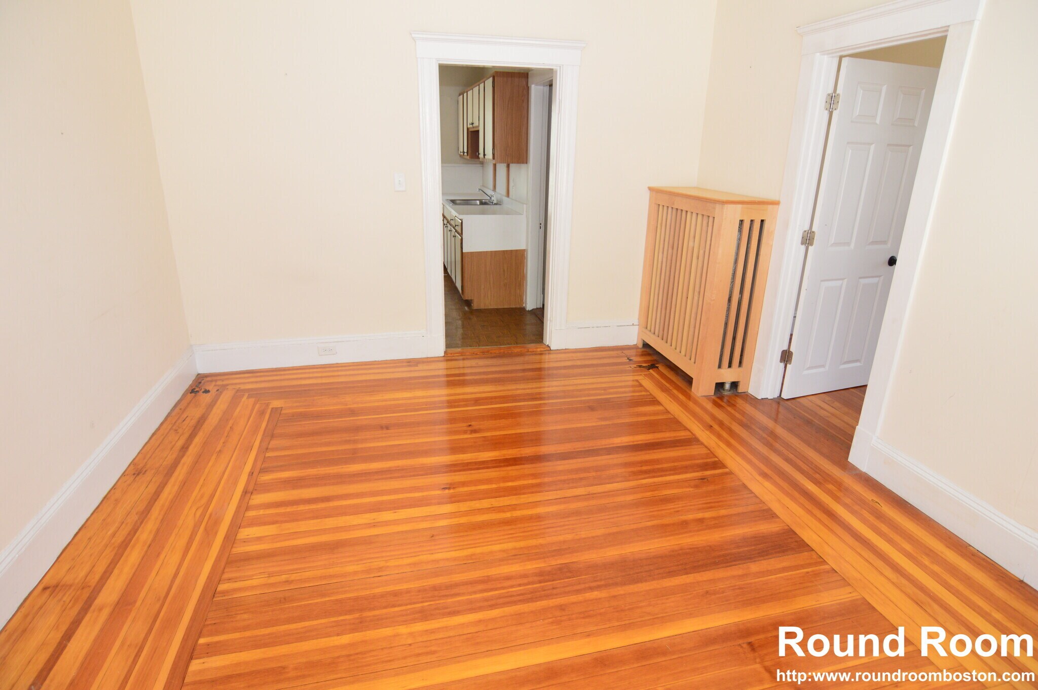 Building Photo - 100 Etna St