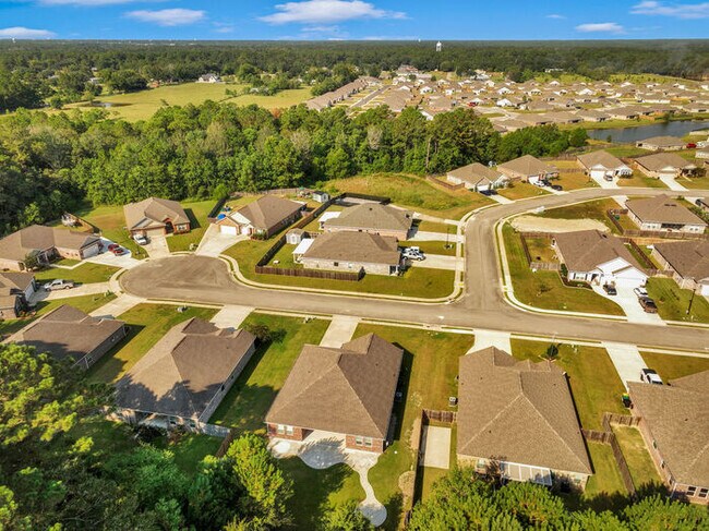 Building Photo - 9512 Mallette Dr