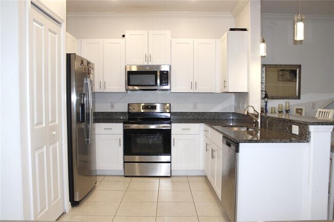 Building Photo - 30798 Veridian Wy