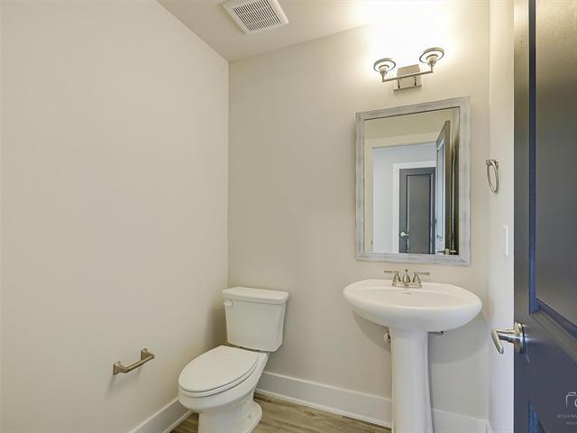 Building Photo - 3348 Santee St