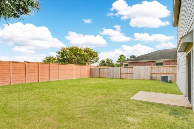 Building Photo - 7130 Cypress Pr Dr