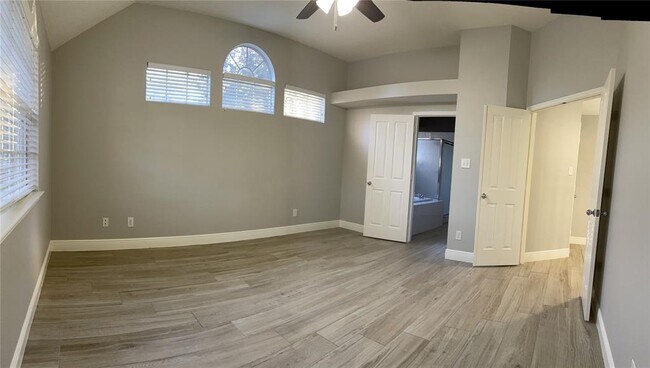 Building Photo - 98 N Cochrans Green Cir