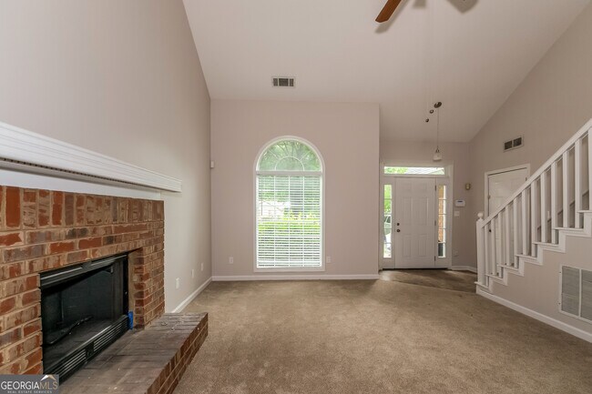 Building Photo - 117 Brookhaven Ln