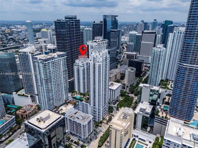 Building Photo - 1050 Brickell Ave