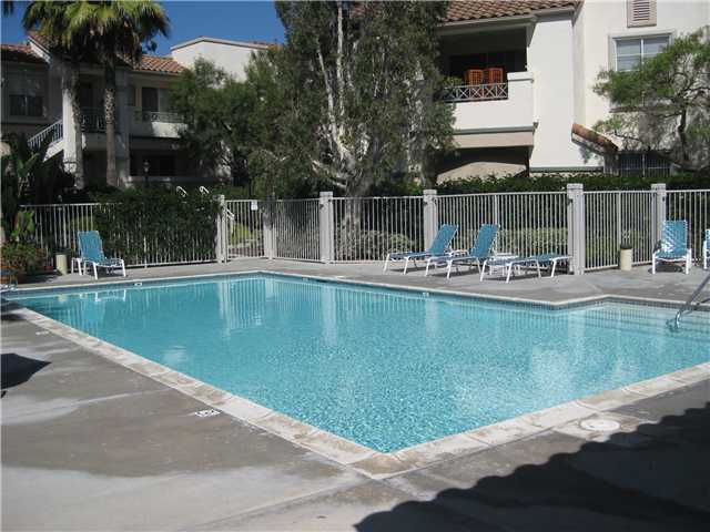 Building Photo - 2 Bed/2 Bath Condo in Martinique Complex -...
