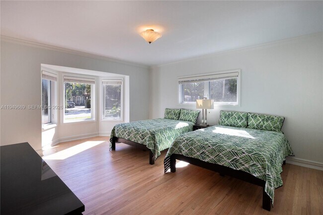 Building Photo - 4404 Alhambra Cir