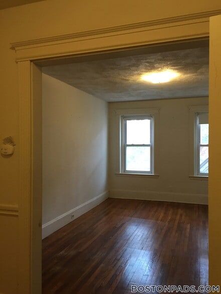 Building Photo - 1334 Commonwealth Ave