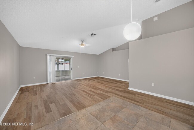 Building Photo - 1845 Saga Ct