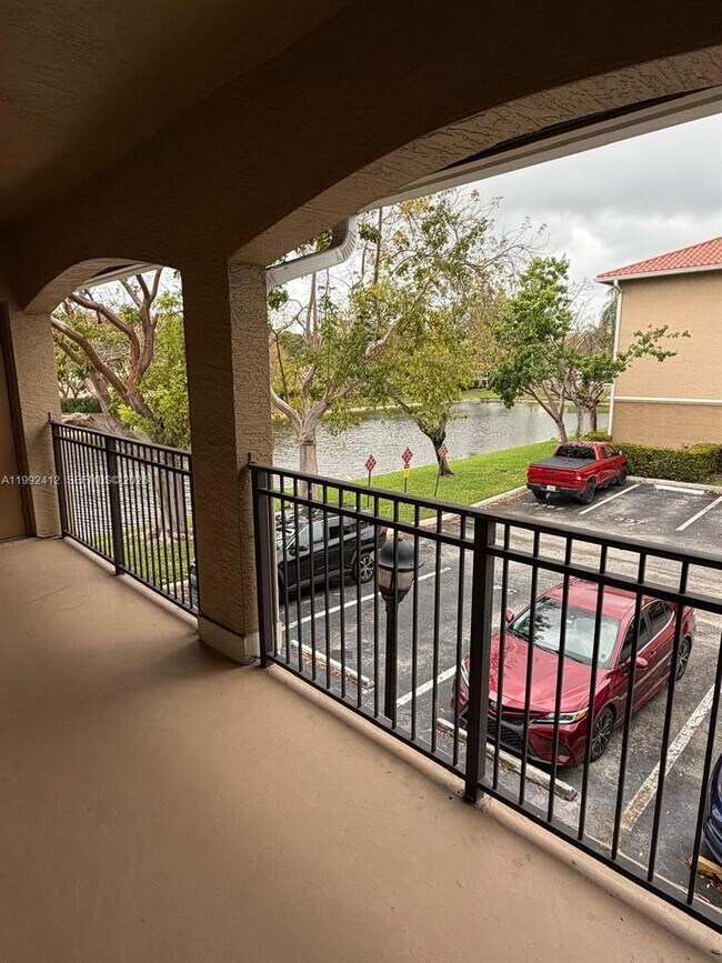 Building Photo - 200 SW 117th Terrace