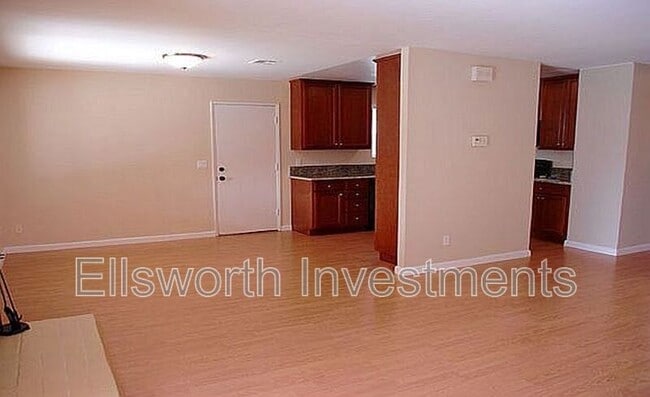 Building Photo - 3665 Morlan St