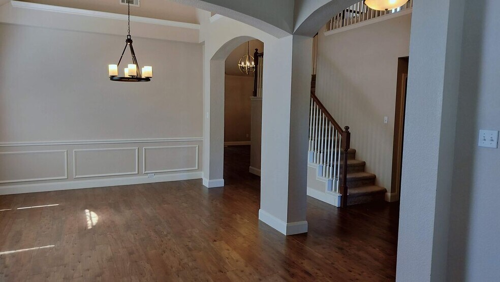 Building Photo - 8001 Case Dr