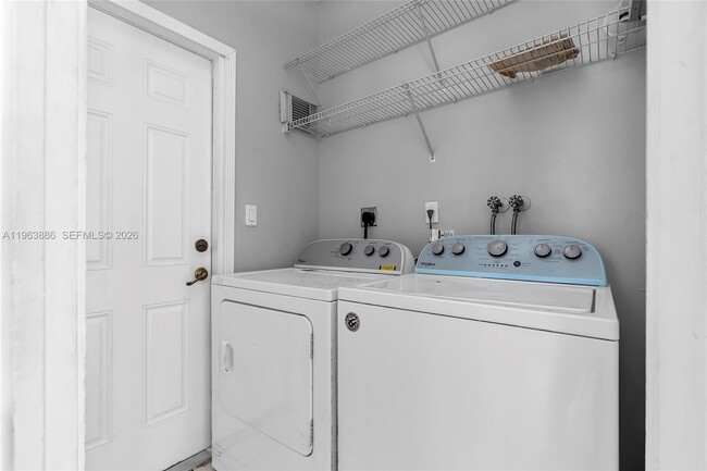 Building Photo - 11270 NW 48th Terrace