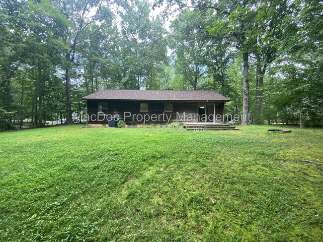 Building Photo - 8302 Delegate Dr
