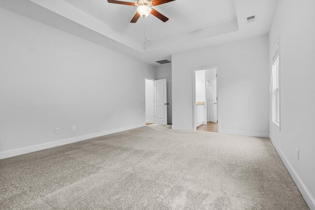 Building Photo - 413 Silver Anchor Dr