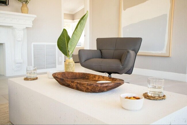 Building Photo - 1501 N Fort Lauderdale Beach Blvd