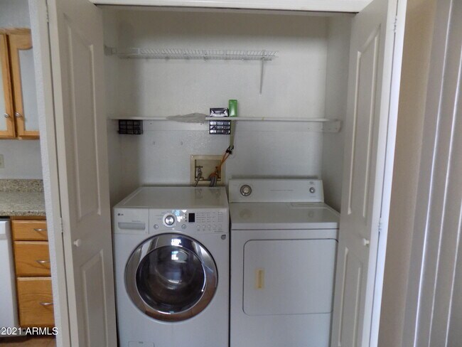 Building Photo - 5354 Desert Shadows Dr