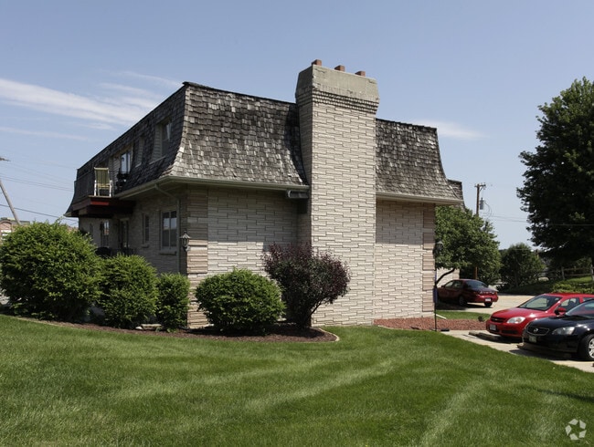 Building Photo - Kingswood Annex