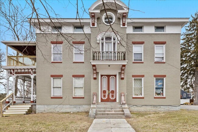 Building Photo - 416 Pearl St