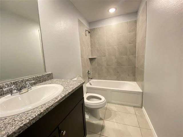 Building Photo - 3523 Glover Peak Pl