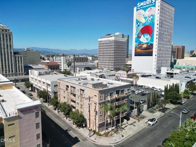 Building Photo - 3855 Ingraham St