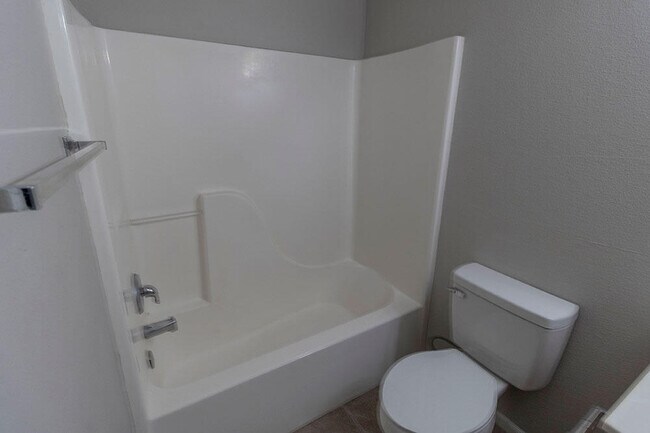 Building Photo - 5313 Currituck Ln