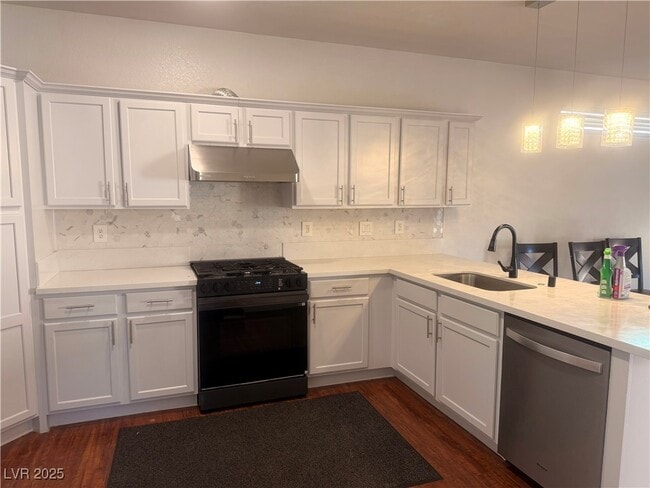 Building Photo - 9310 Winebrook Ave